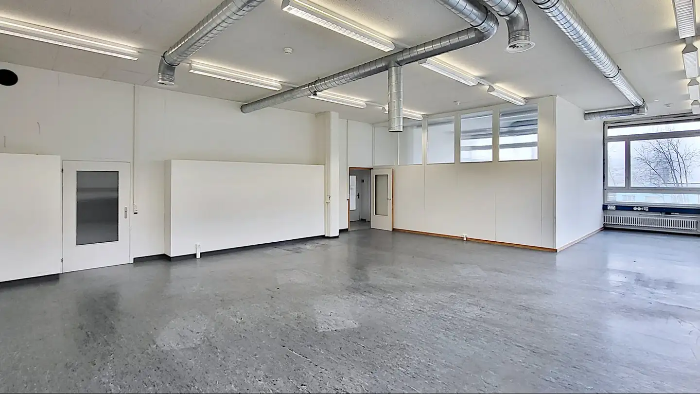 Commerciale in affitto - Eichtalstrasse 57, 8634 Hombrechtikon - Photo 4