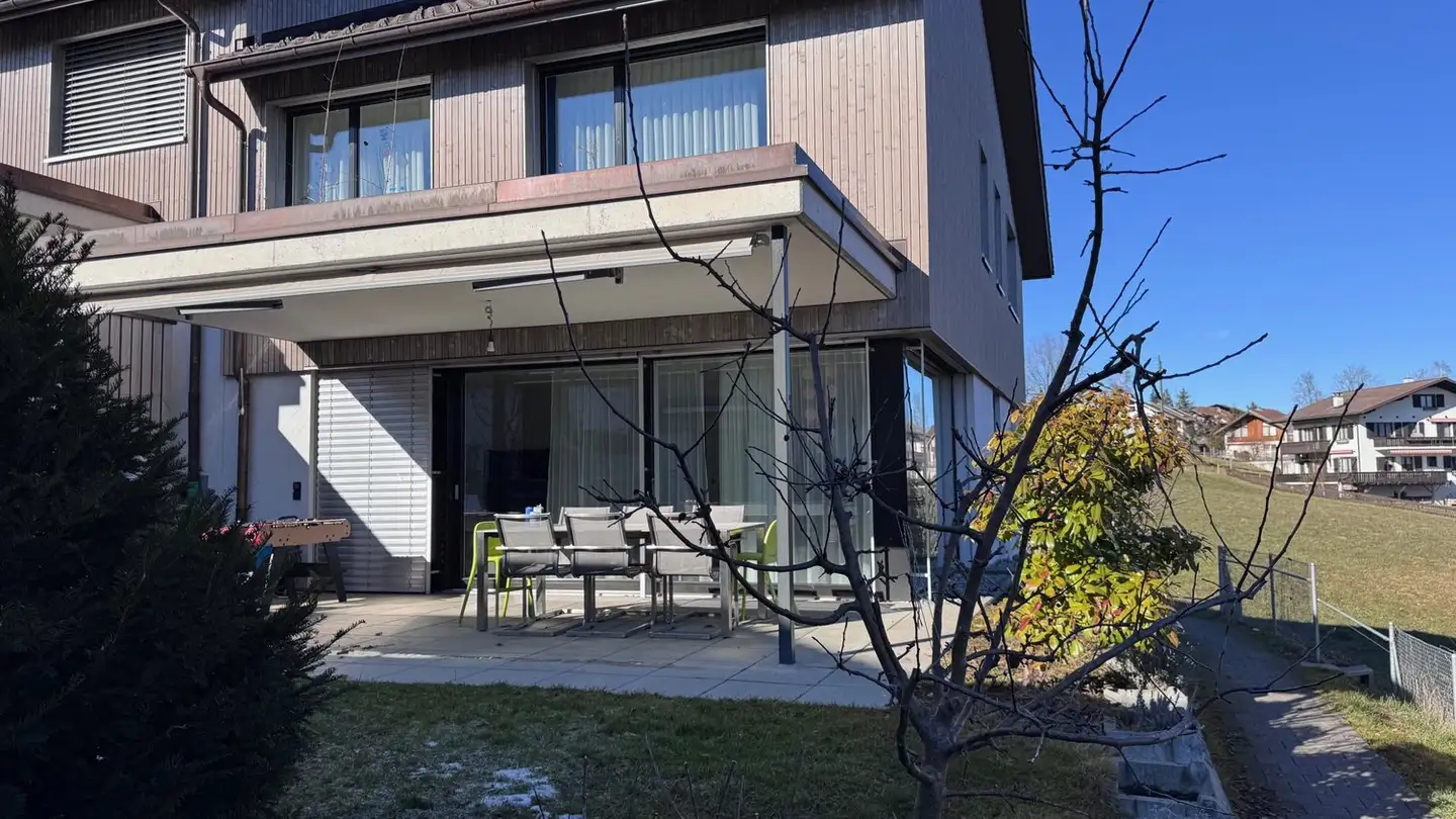 Semi-detached house for rent - Bergblick 210, 3635 Uebeschi