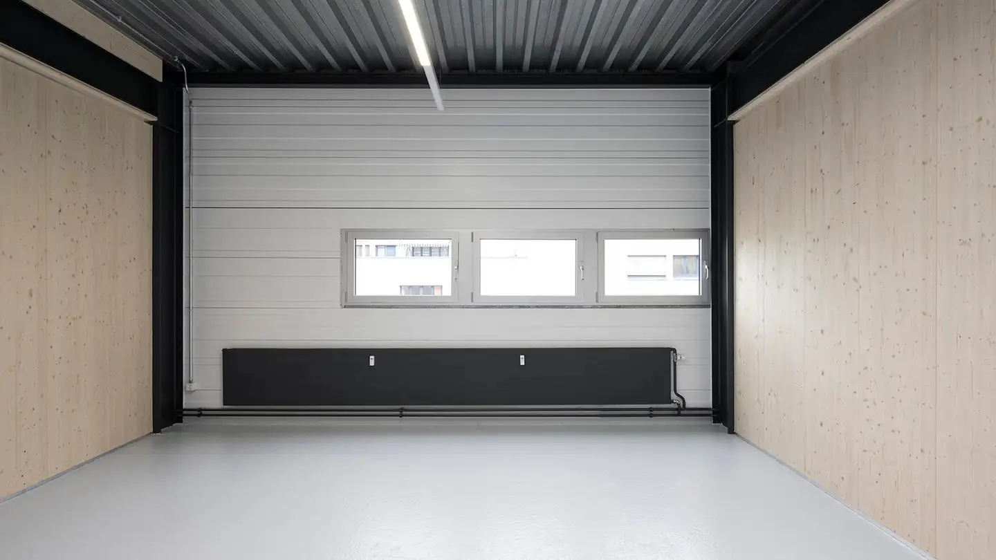 Commercial for rent - Bruggacherstrasse 16, 8117 Fällanden - Photo 2