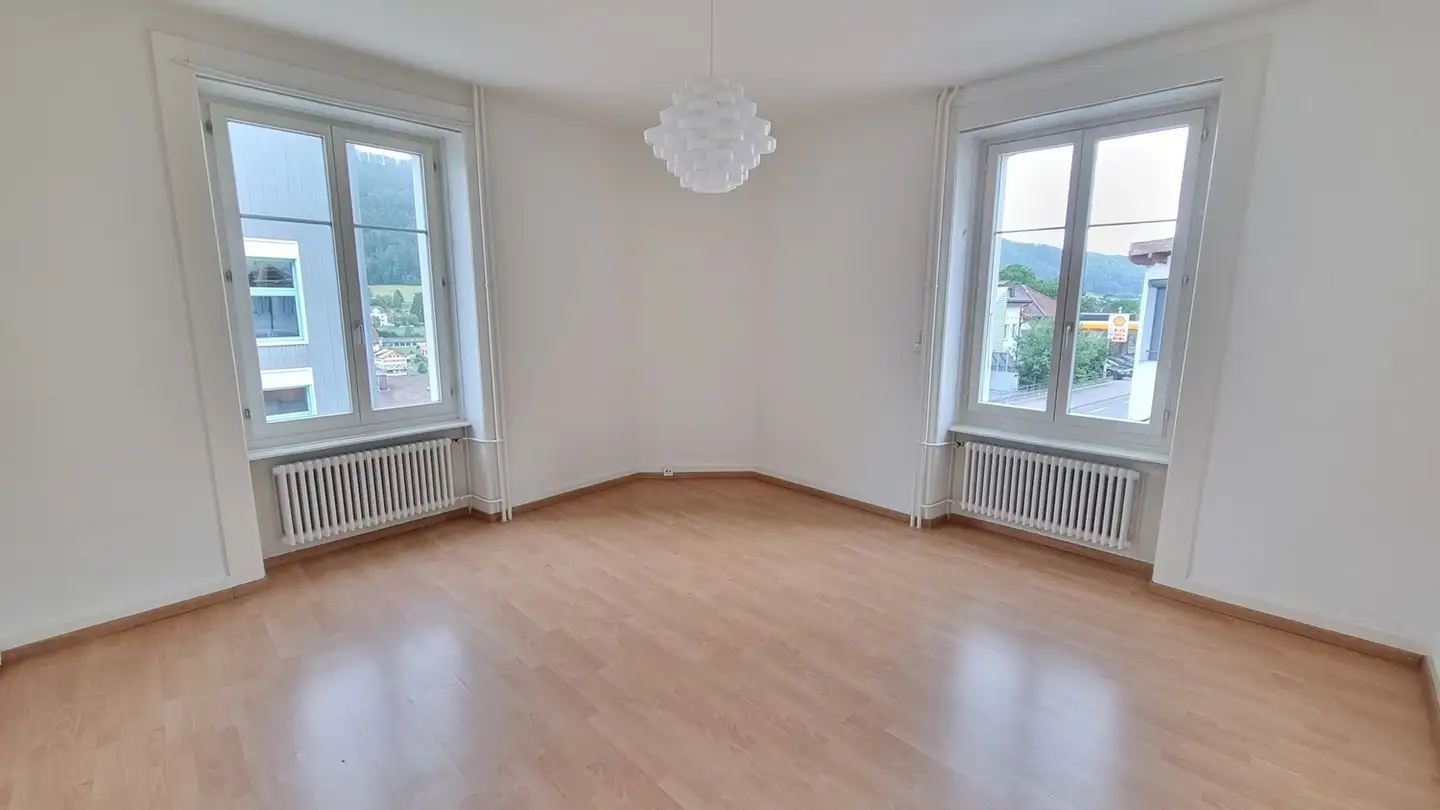 Wohnung mieten - Rue Baptiste-Savoye 23, 2610 St-Imier - Foto 2