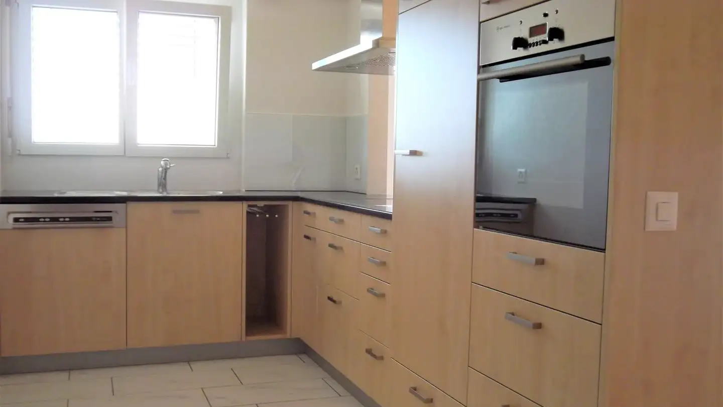 Wohnung mieten - Weissensteinstrasse 12, 4900 Langenthal - Foto 2