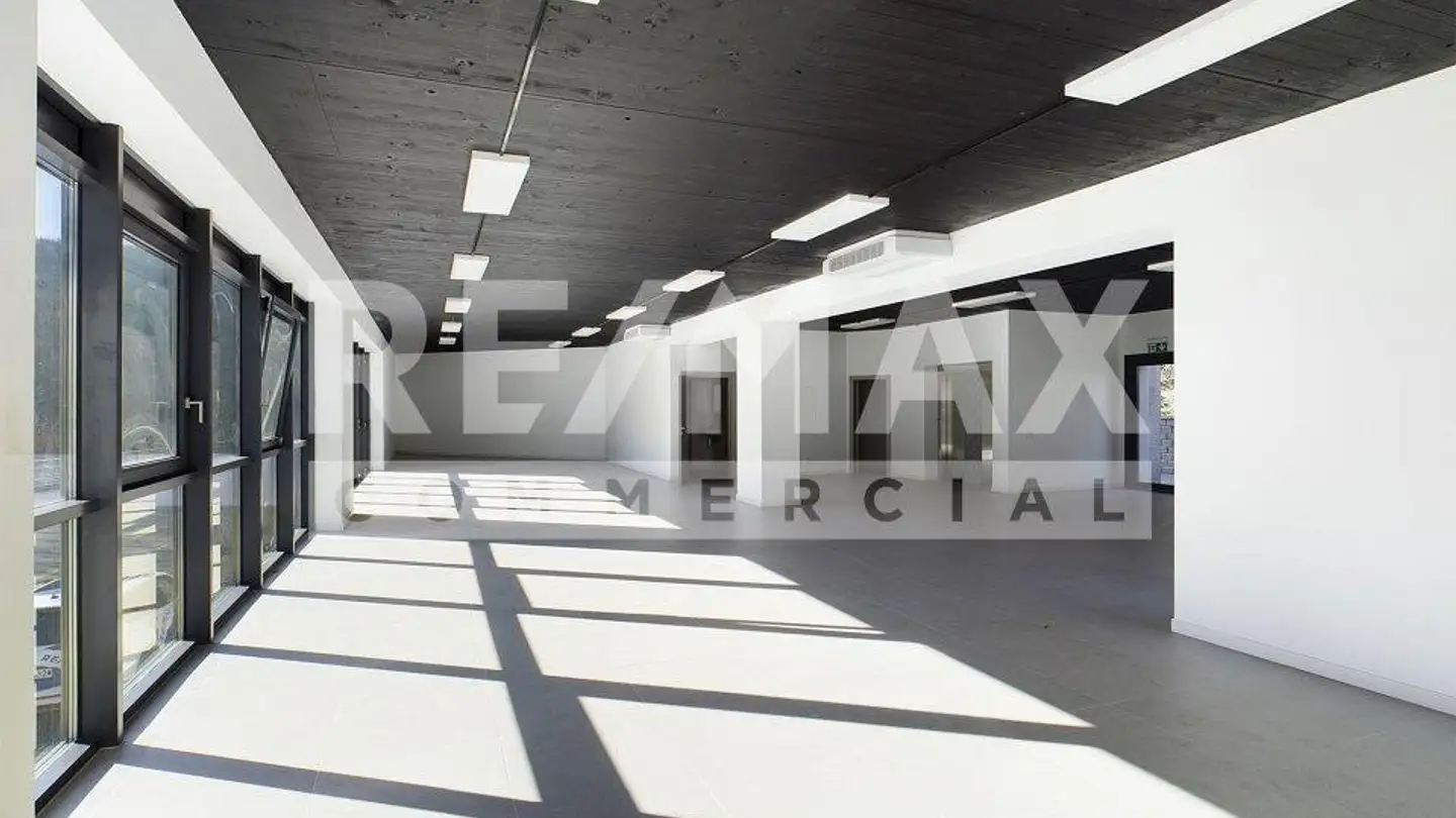 Commercial for sale - 6807 Taverne - Photo 3