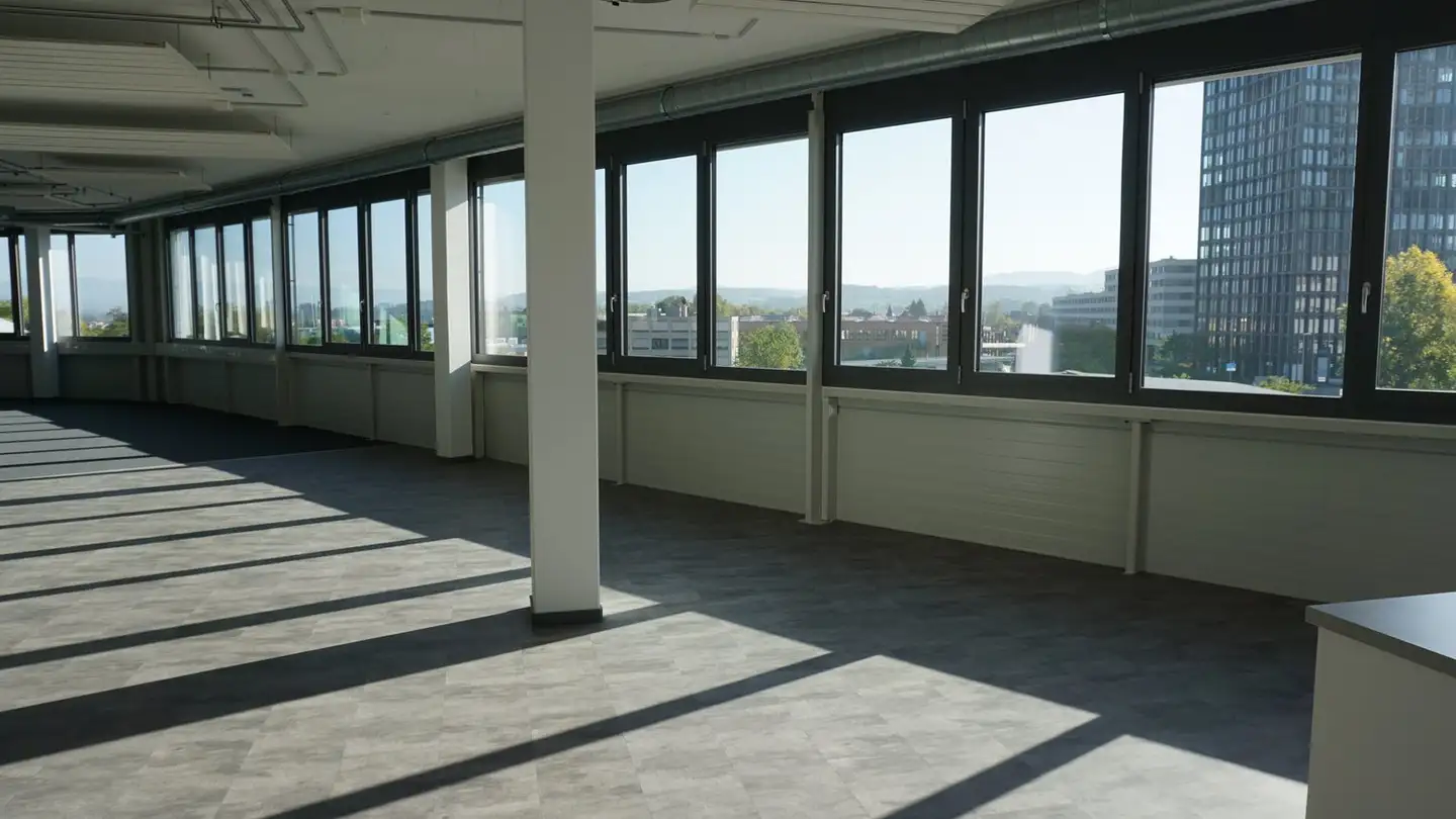 Centre commercial à louer - Grüssenhölzliweg 5, 4133 Pratteln - Photo 3