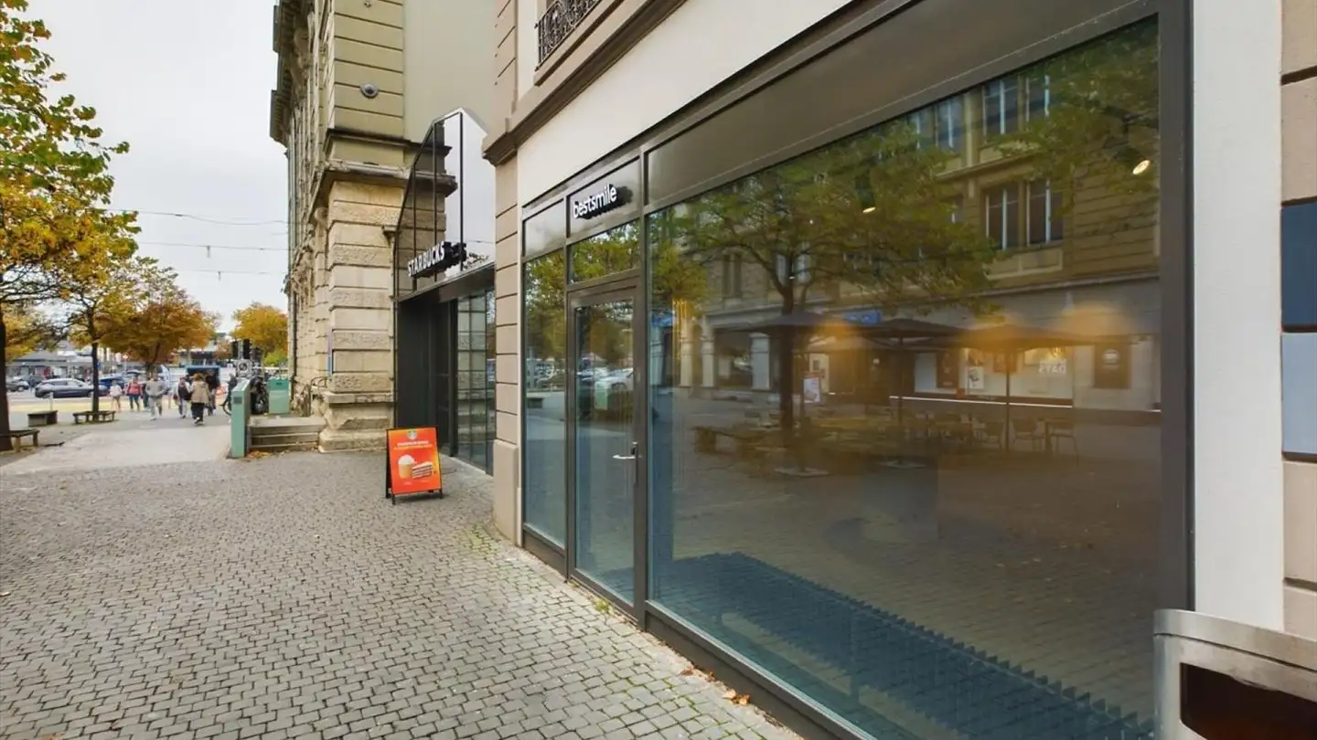 Commerciale in affitto - Place Du 7 Février 2, 1400 Yverdon-les-Bains - Photo 2