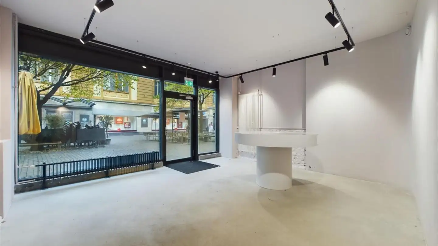 Commerciale in affitto - Place Du 7 Février 2, 1400 Yverdon-les-Bains - Photo 3