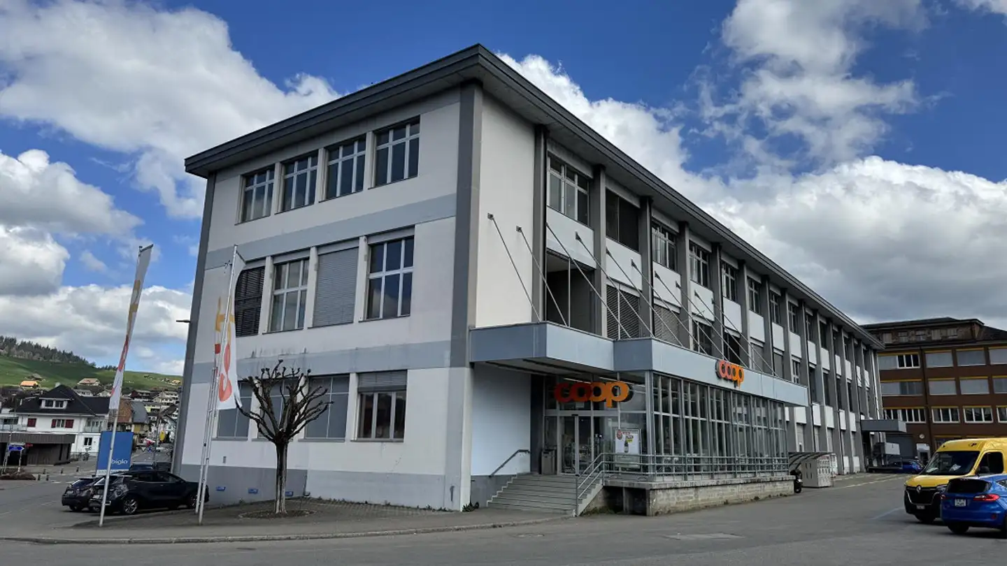 Commercial for sale - Bahnhofstrasse 5, 3507 Biglen - Photo 2