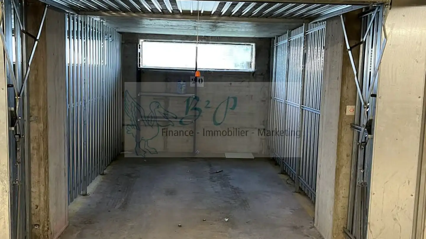 Garage individuel à louer - Rue Du Chapeau-Râblé 46, 2300 La Chaux-de-Fonds - Photo 2