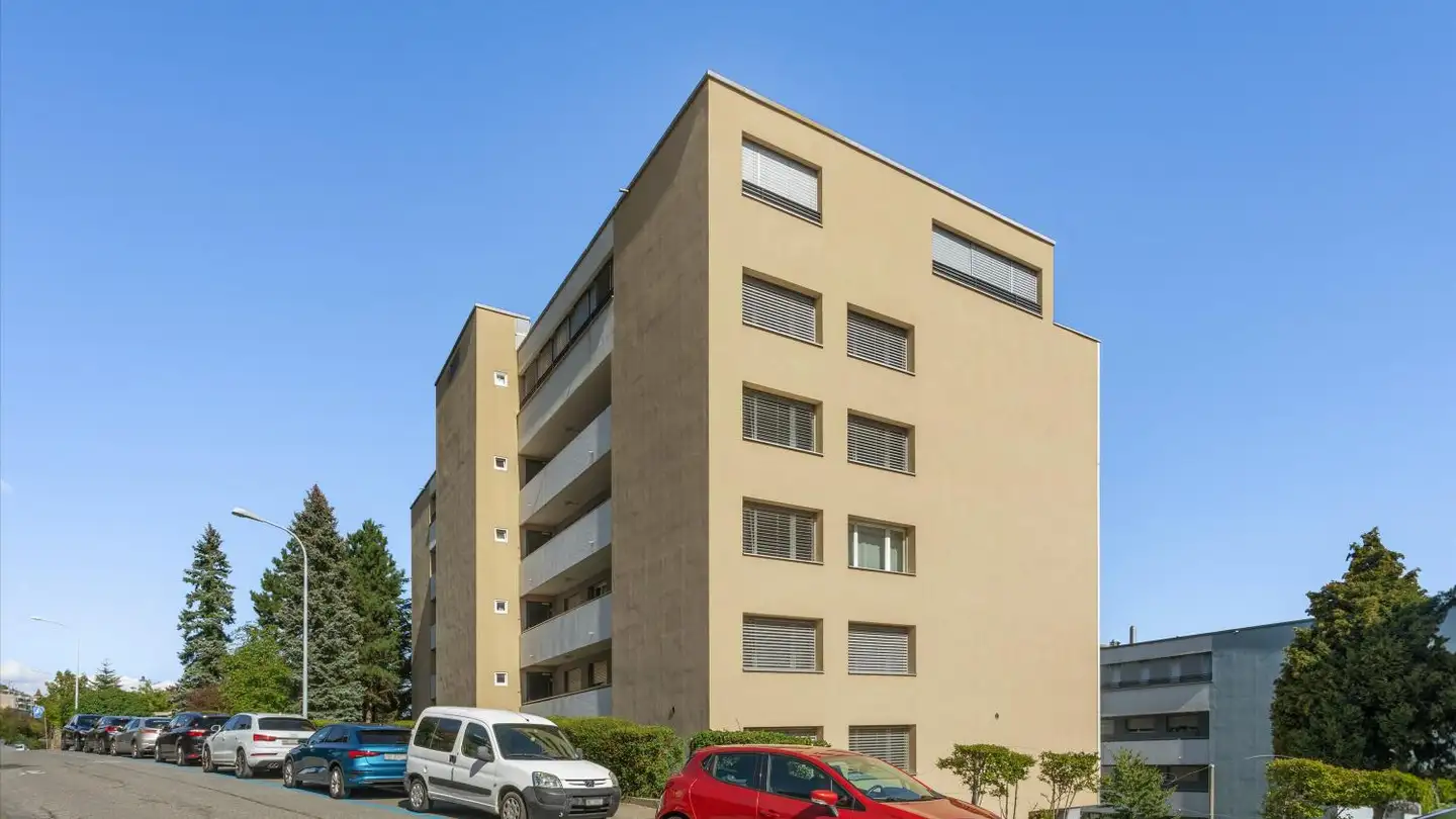 Penthouse for rent - Rue De Champréveyres 16, 2000 Neuchâtel