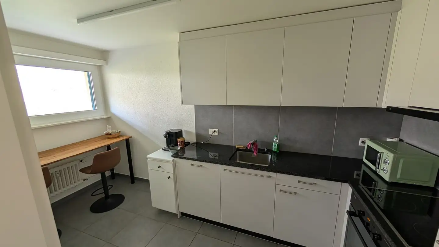 Appartement à louer - Rue De Champréveyres 43, 2000 Neuchâtel - Photo 3