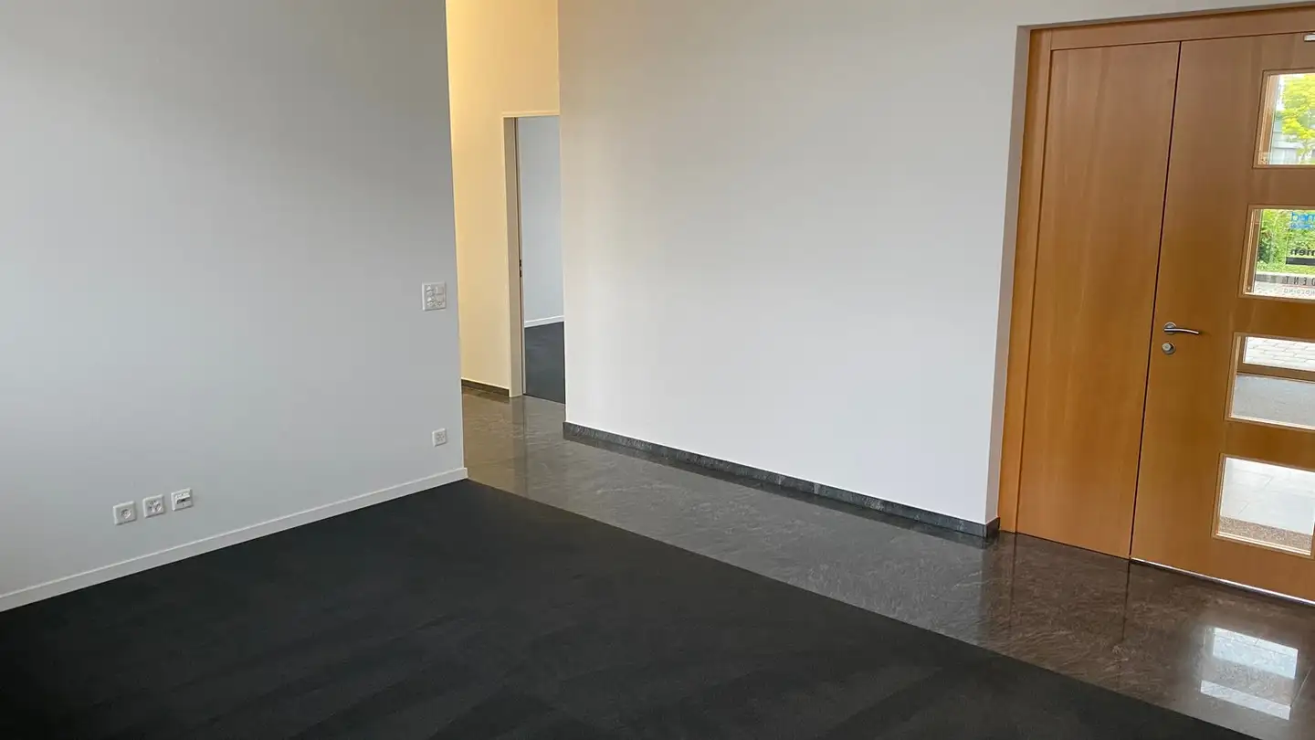 Spazio ufficio in affitto - Lindenstrasse 12, 6340 Baar - Photo 2