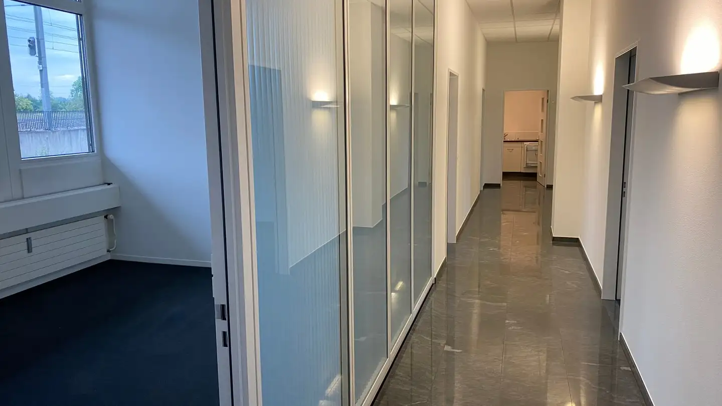 Spazio ufficio in affitto - Lindenstrasse 12, 6340 Baar - Photo 4