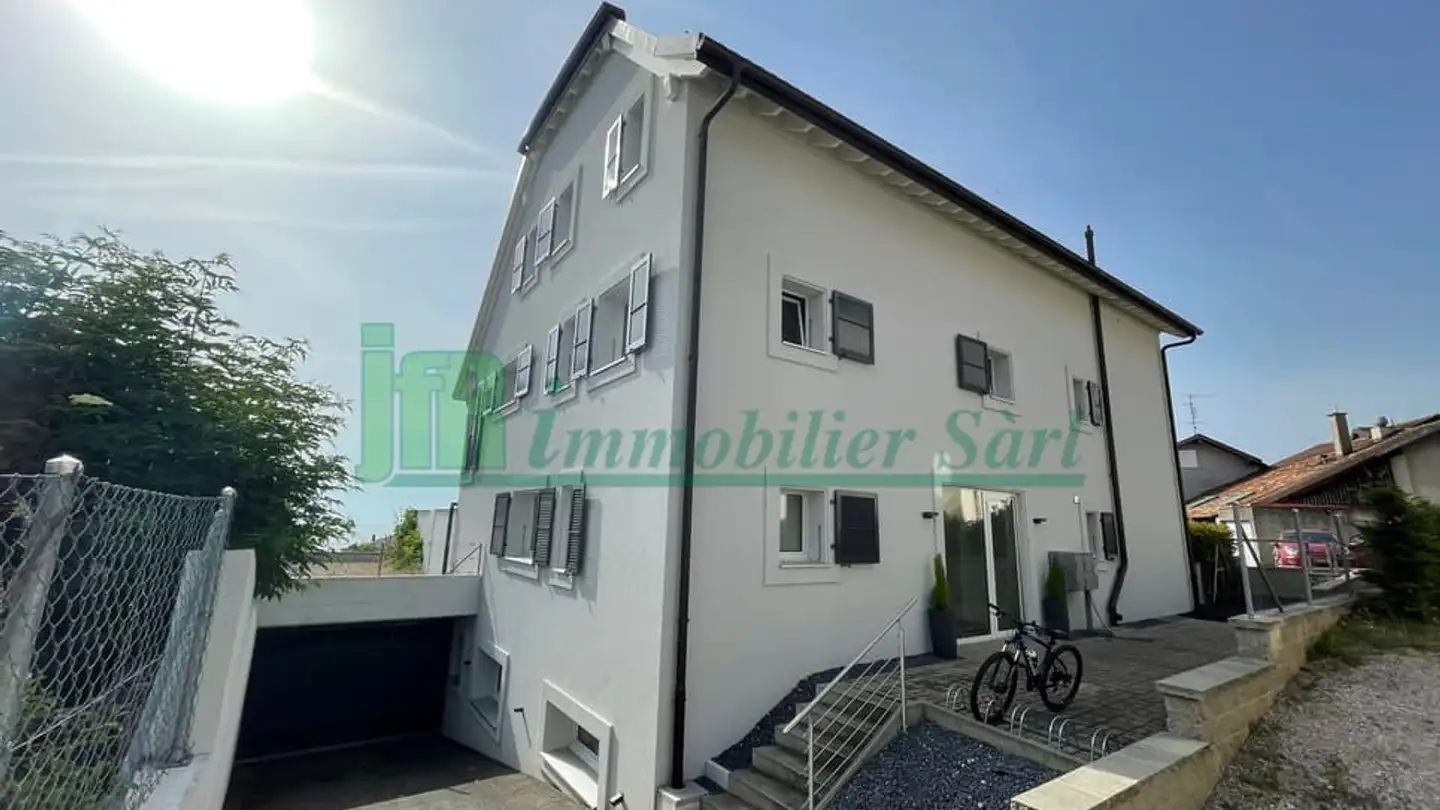 Einzelgarage mieten - Rue Du Centre 27, 1025 St-Sulpice VD