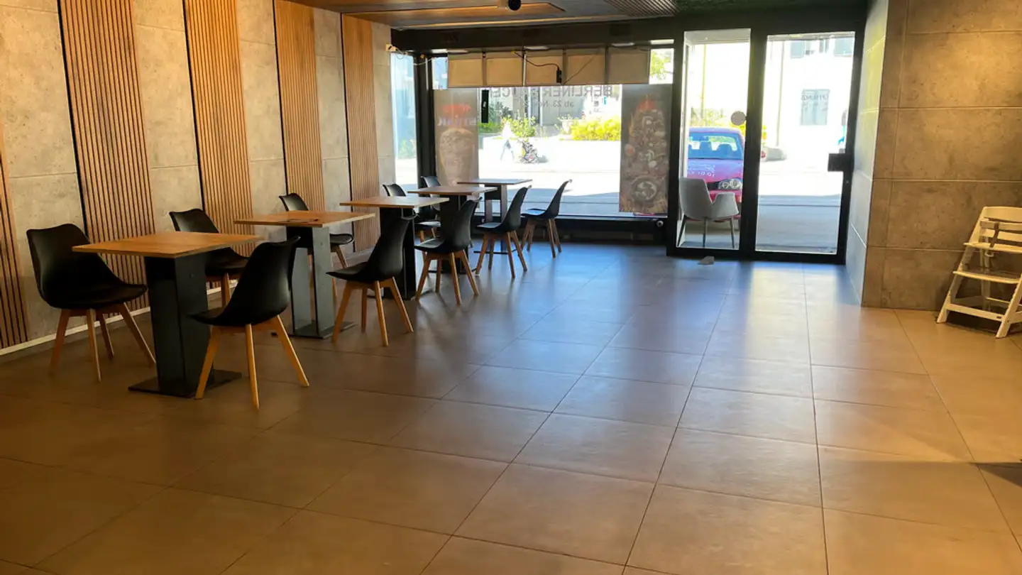 Geschäft mieten - Hauptstrasse 52, 4436 Oberdorf BL - Foto 2