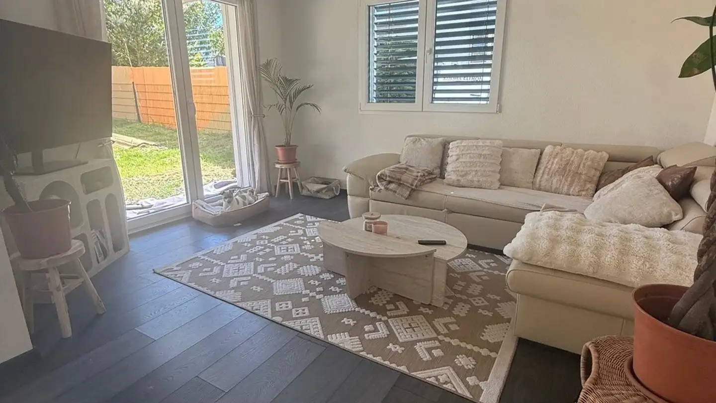 Apartment for rent - 1589 Chabrey