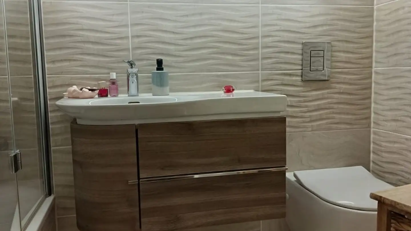 Zimmer mieten - Langgrütstrasse 88b, 8047 Zürich