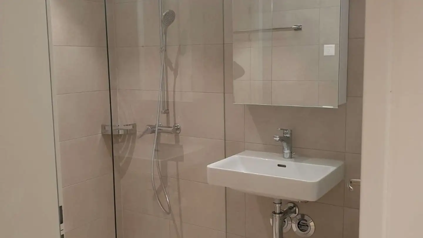 Apartment for rent - Gussstrasse 11, 8180 Bülach - Photo 4