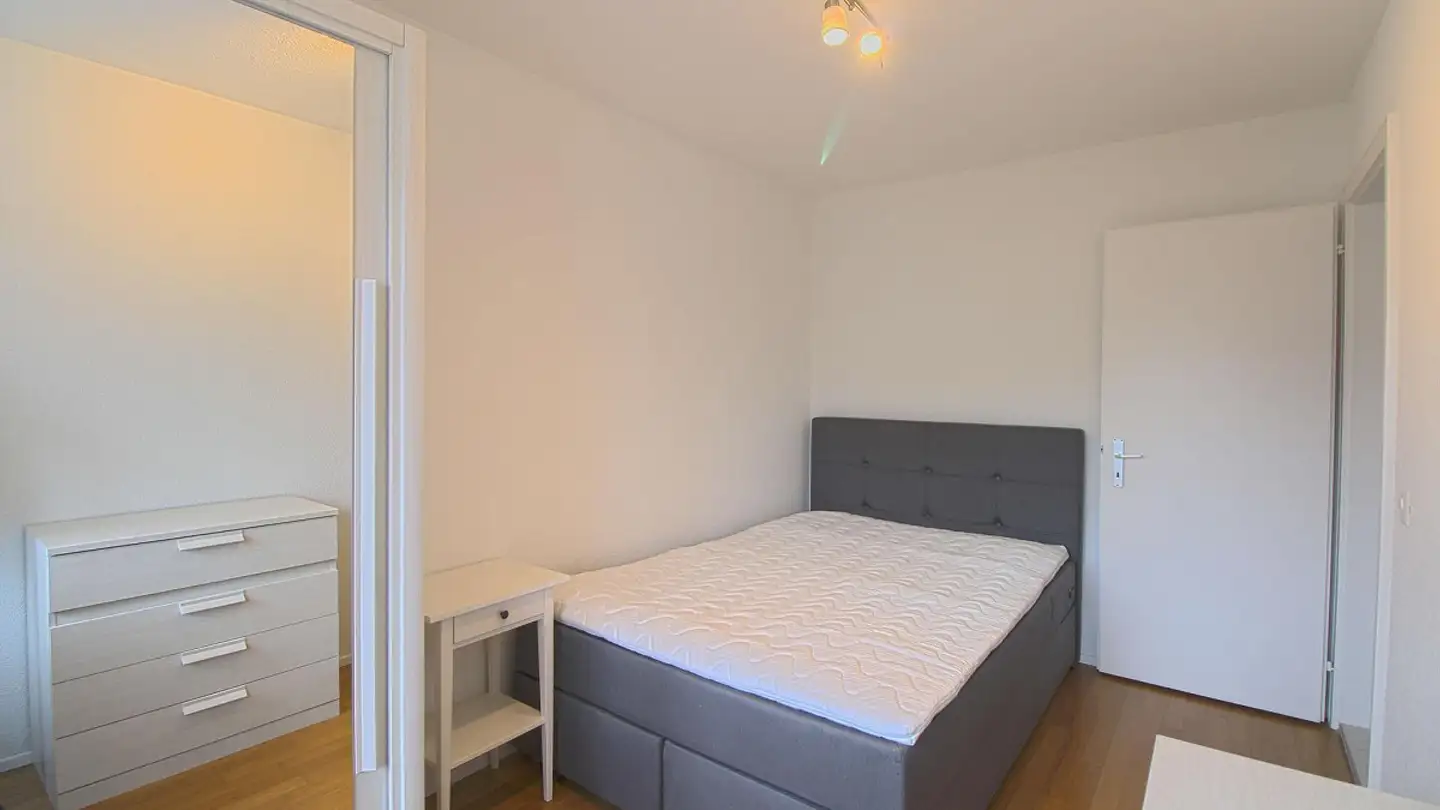 Single room for rent - 8046 Zürich