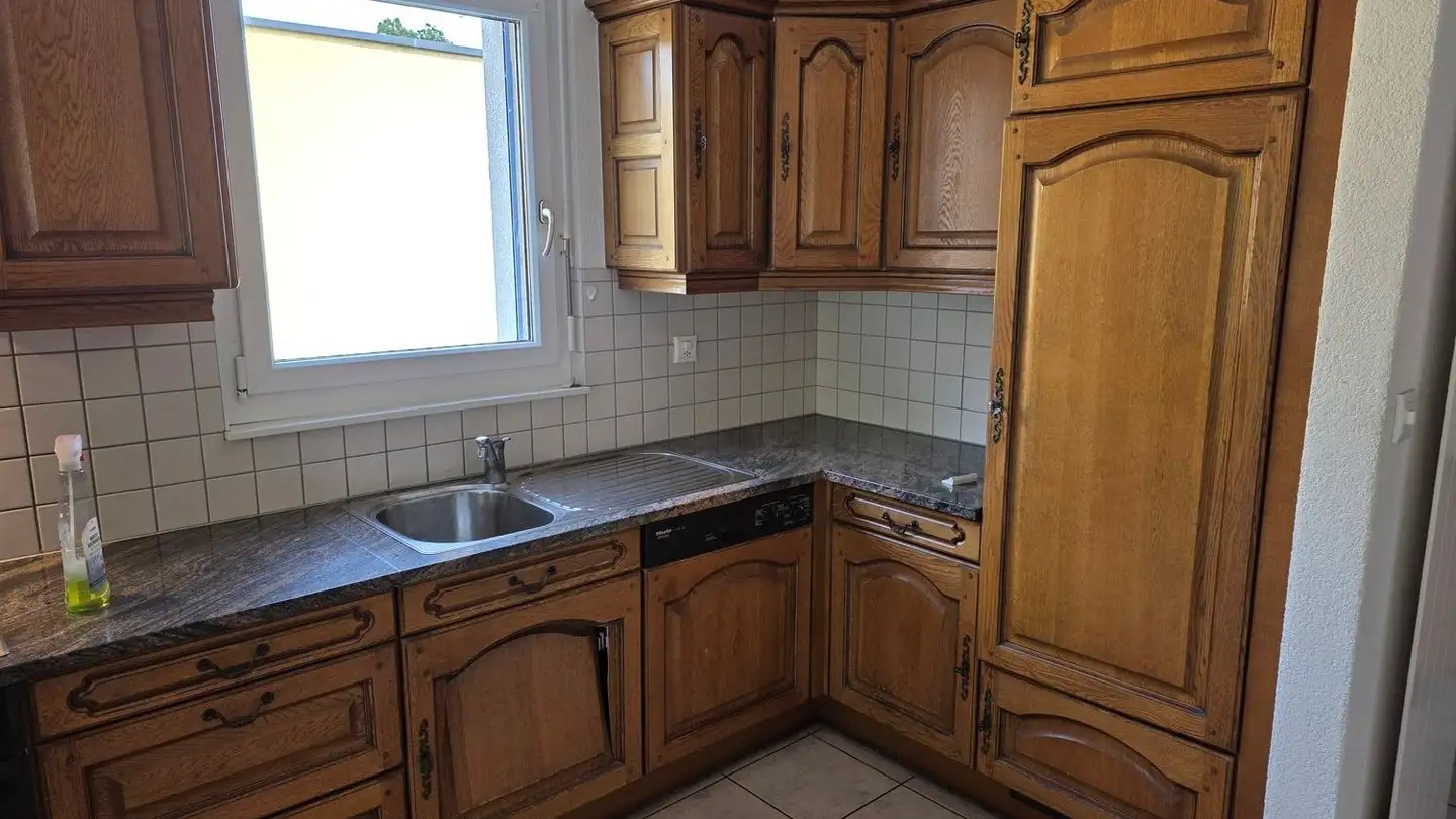 Dachgeschosswohnung mieten - Rue Du Château 9c, 2022 Bevaix - Foto 4