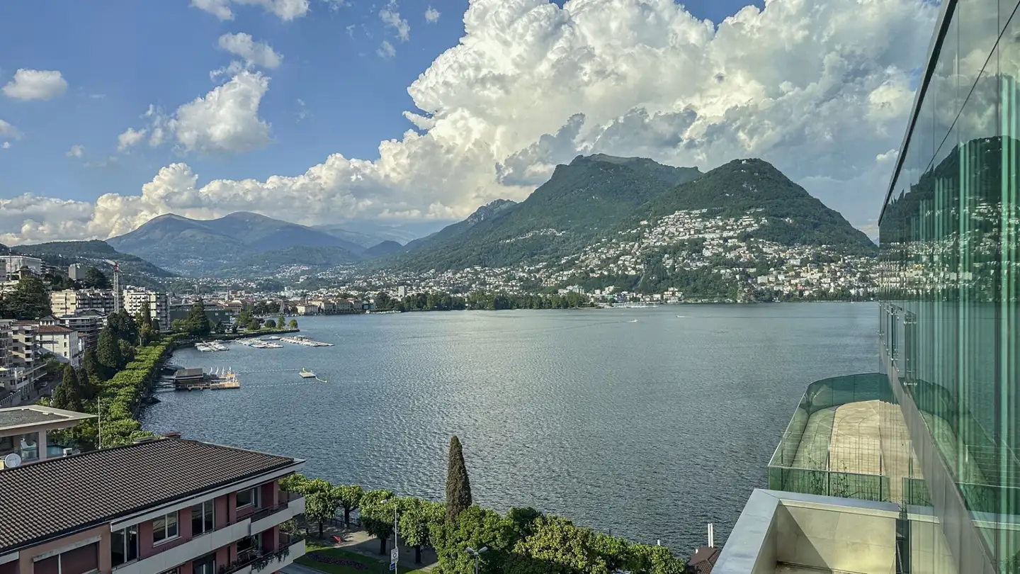 Spazio ufficio in affitto - Riva Paradiso, 6900 Paradiso - Foto 2