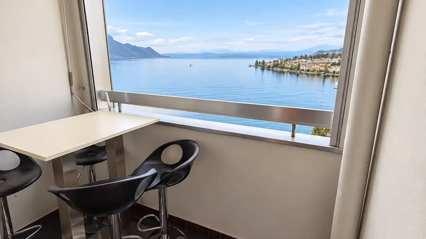 Attique à louer - Grand' Rue 81, 1820 Montreux - Photo 2