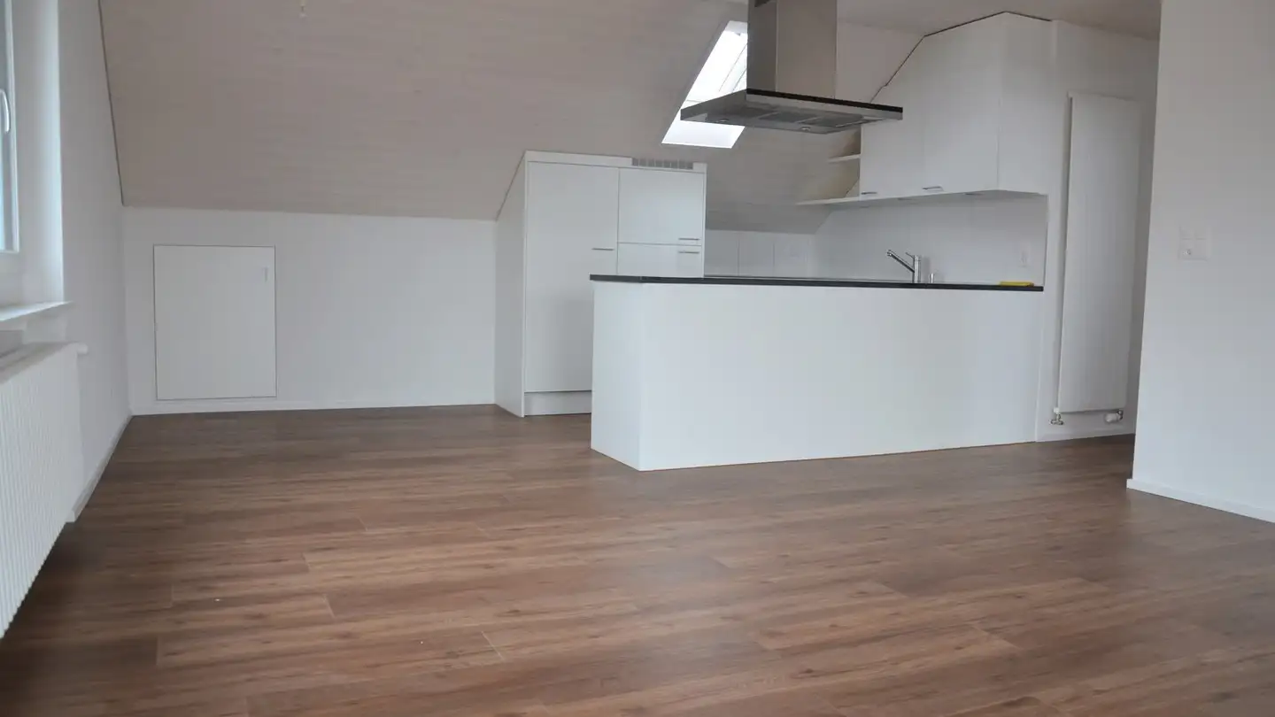 Dachgeschosswohnung mieten - Hälderstrasse 6, 8451 Kleinandelfingen