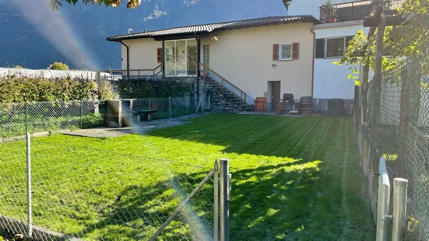 Einfamilienhaus mieten - 6742 Pollegio