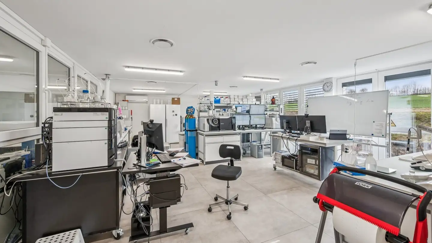 Bürofläche mieten - Route D'yverdon 34, 1373 Chavornay - Foto 2