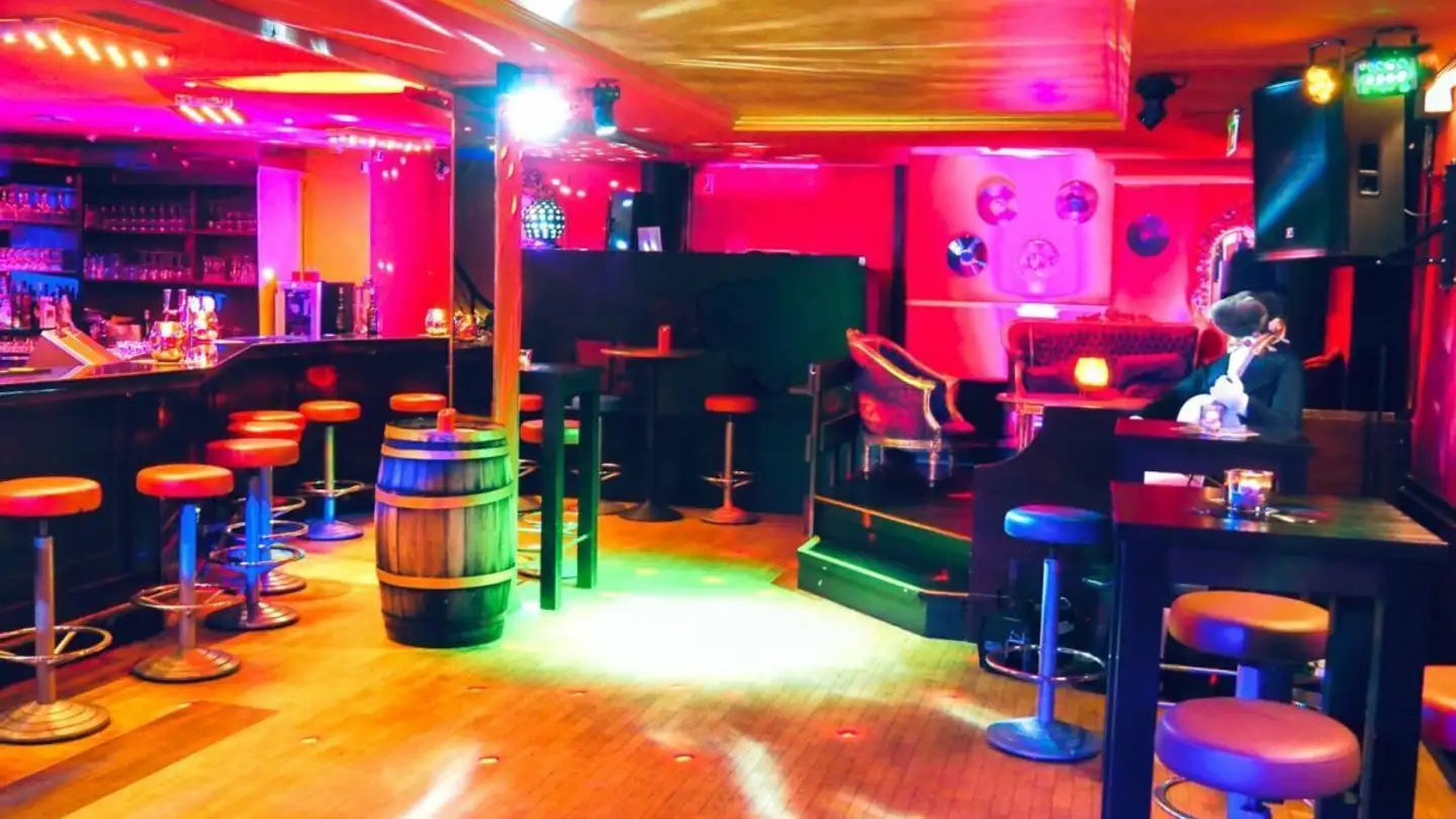 Club à louer - 3011 Bern