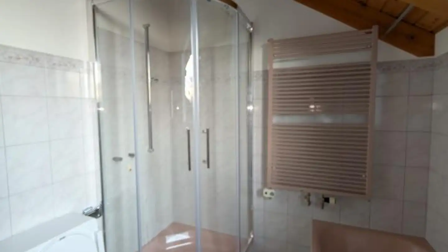 Attic flat for rent - Murgenthalerstrasse 50, 4628 Wolfwil - Photo 4