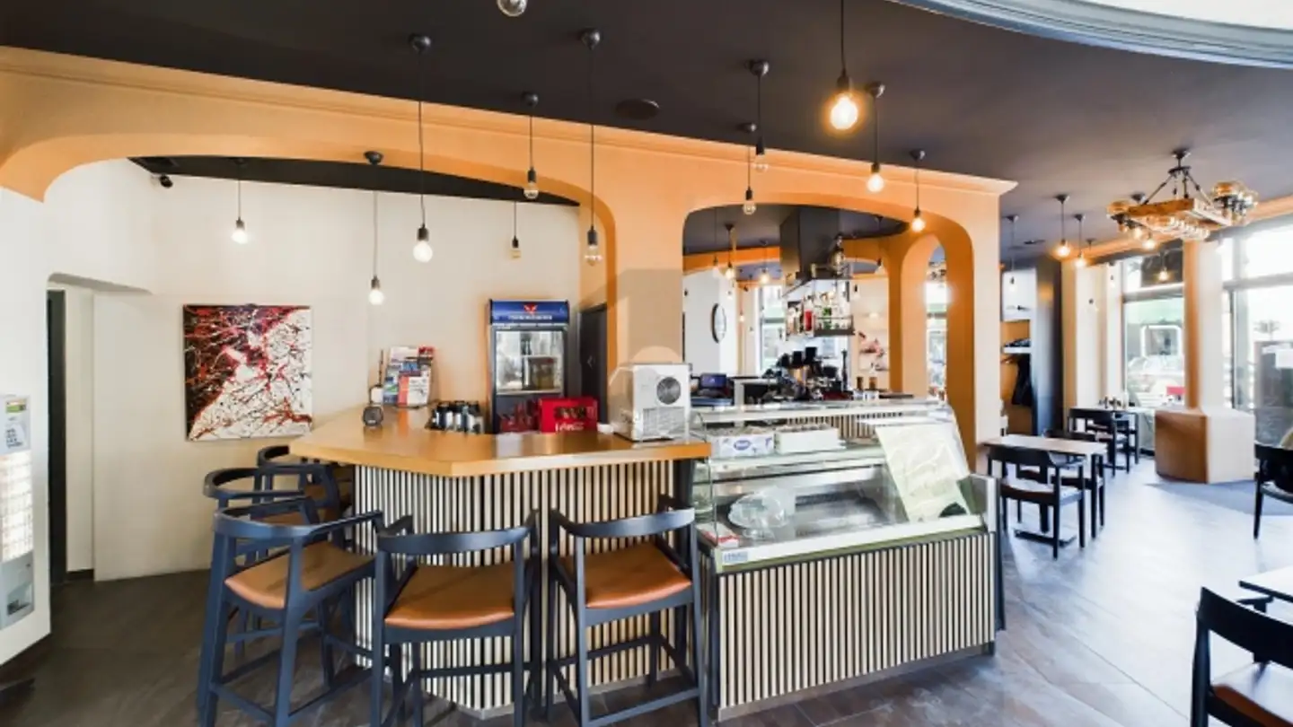 Commercial for rent - 4056 Basel