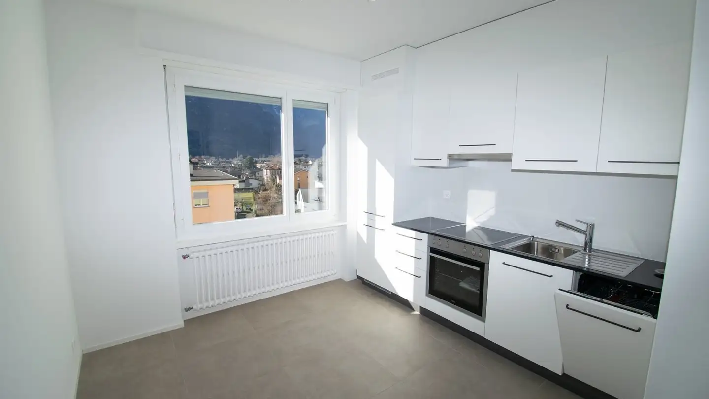 Appartement à louer - Via Generale Guisan 10, 6710 Biasca