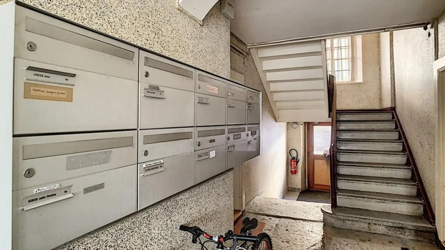 Mehrfamilienhaus kaufen - Rue de l'Industrie 12, 2300 La Chaux-de-Fonds - Foto 3