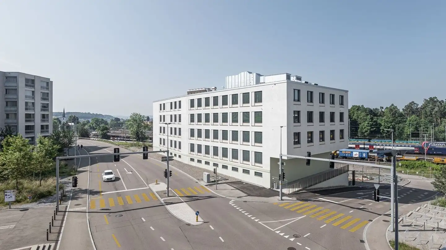 Commerciale in affitto - Glashüttenstrasse 1, 8180 Bülach