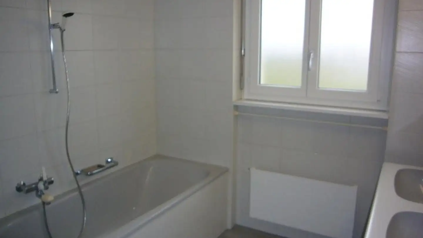 Appartement à louer - Stockweg 3, 2557 Studen BE - Photo 3