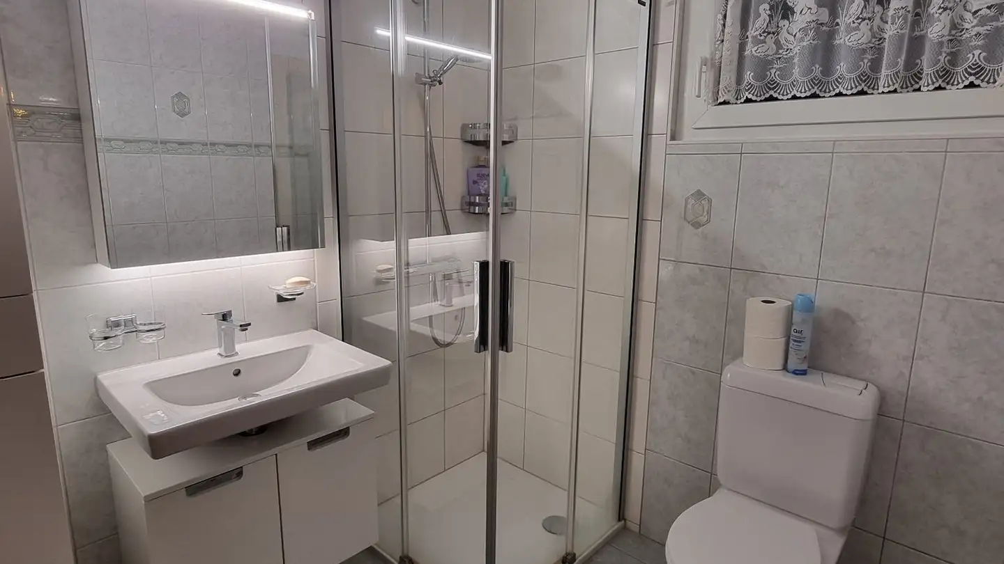 Single room for rent - Rundeyaweg 17, 3942 Raron - Photo 3