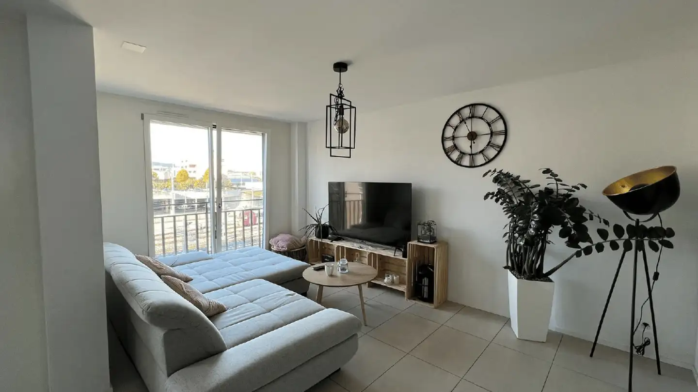 Apartment for rent - Avenue De La Gare 24, 1630 Bulle - Photo 2