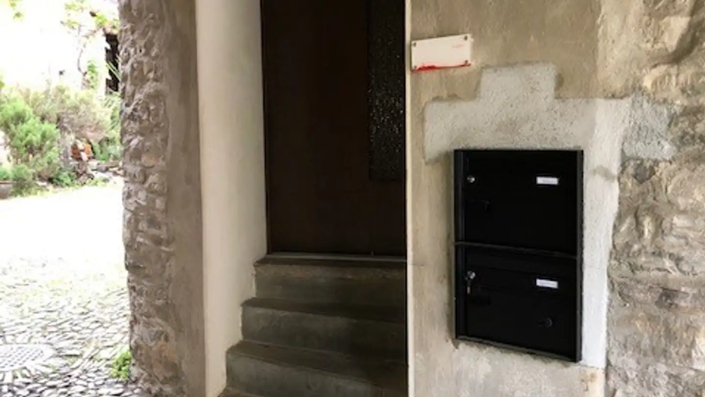 Appartement à louer - Via Bernardo Peyer 7, 6866 Meride - Photo 2