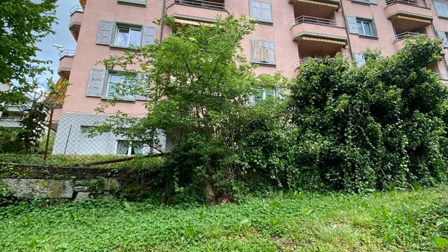 Outdoor parking space for rent - Chemin Du Trabandan 39, 1006 Lausanne