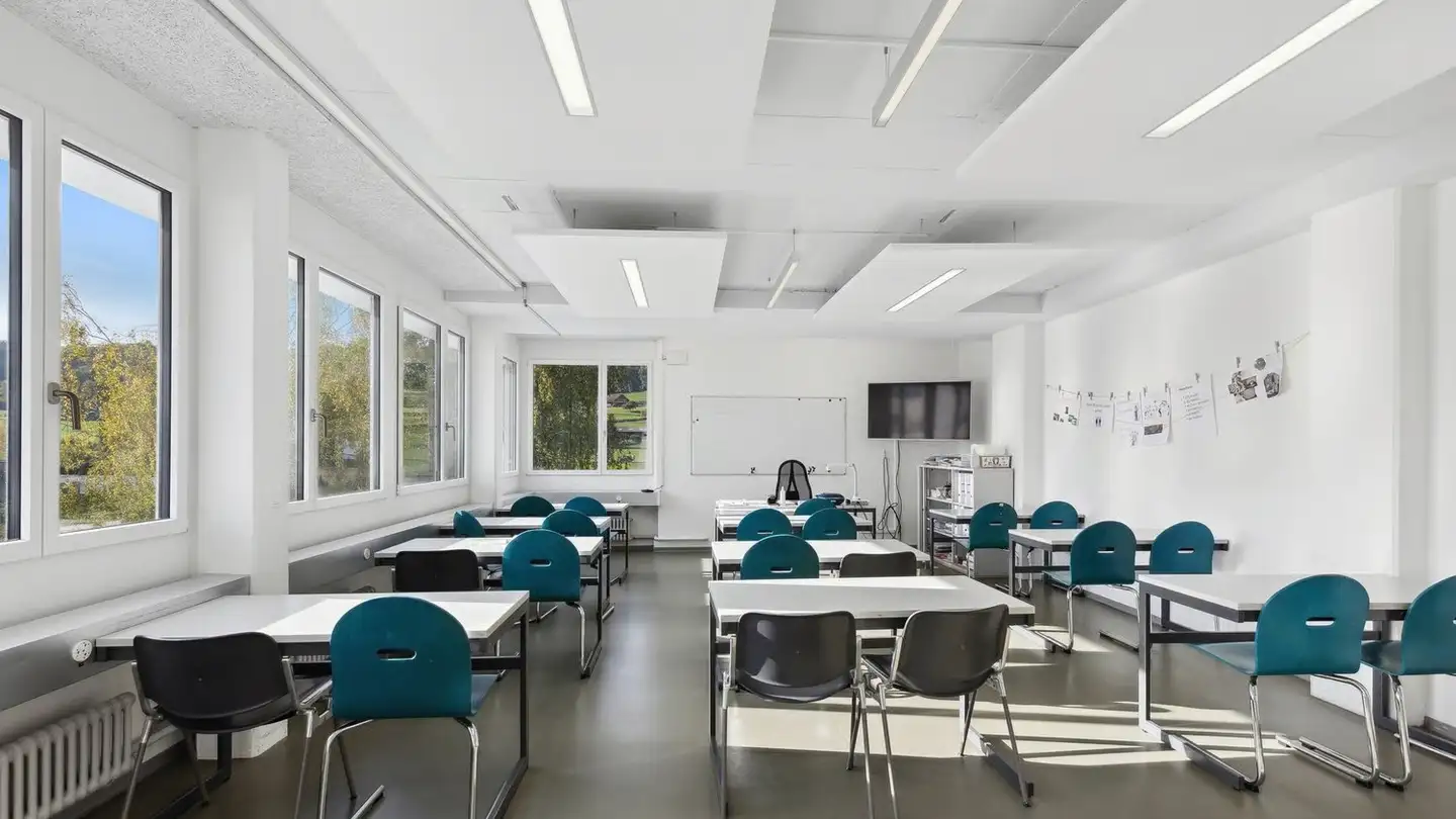 Office space for rent - Stettbachstrasse 7, 8600 Dübendorf