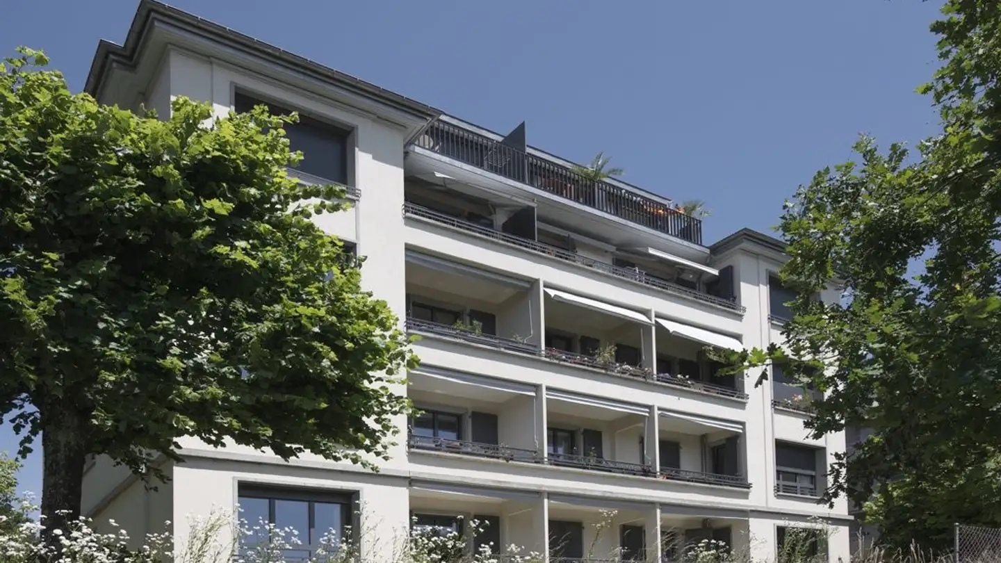 Parcheggio esterno in affitto - Avenue Montagibert 18, 1005 Lausanne