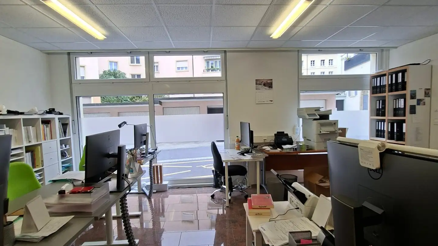 Bureau à louer - Rue Du Tertre 10, 2000 Neuchâtel - Photo 3