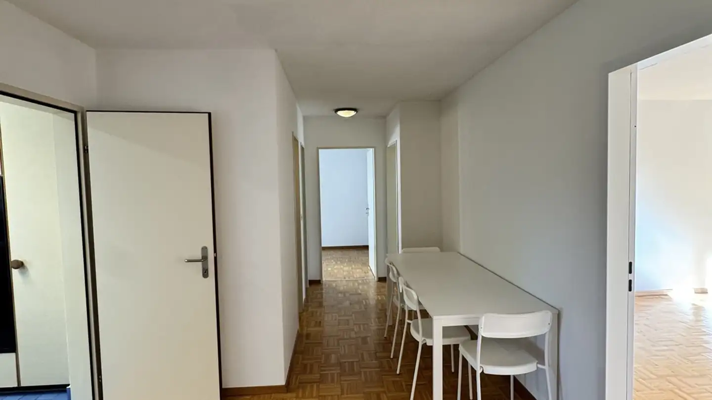 Zimmer mieten - Neunbrunnenstrasse 188, 8046 Zürich