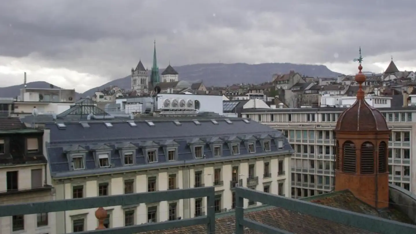 Studio for rent - Rue du Commerce 3, 1204 Genève - Photo 4