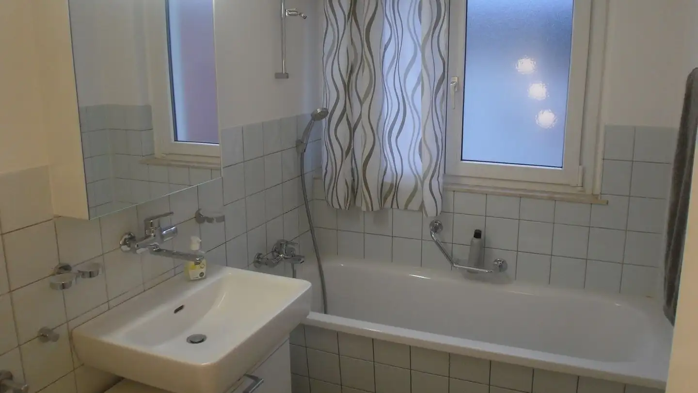 Chambre à louer - Unterer Mattweg 2, 9532 Rickenbach b. Wil - Photo 3