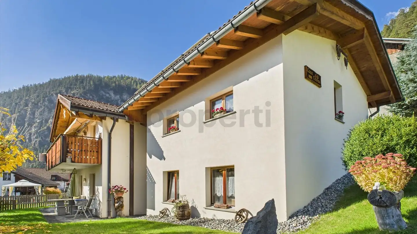 Einfamilienhaus kaufen - 7493 Schmitten (Albula)