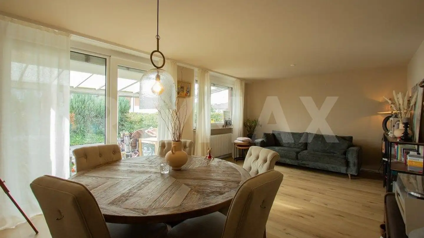 Stepped house for sale - 4106 Therwil