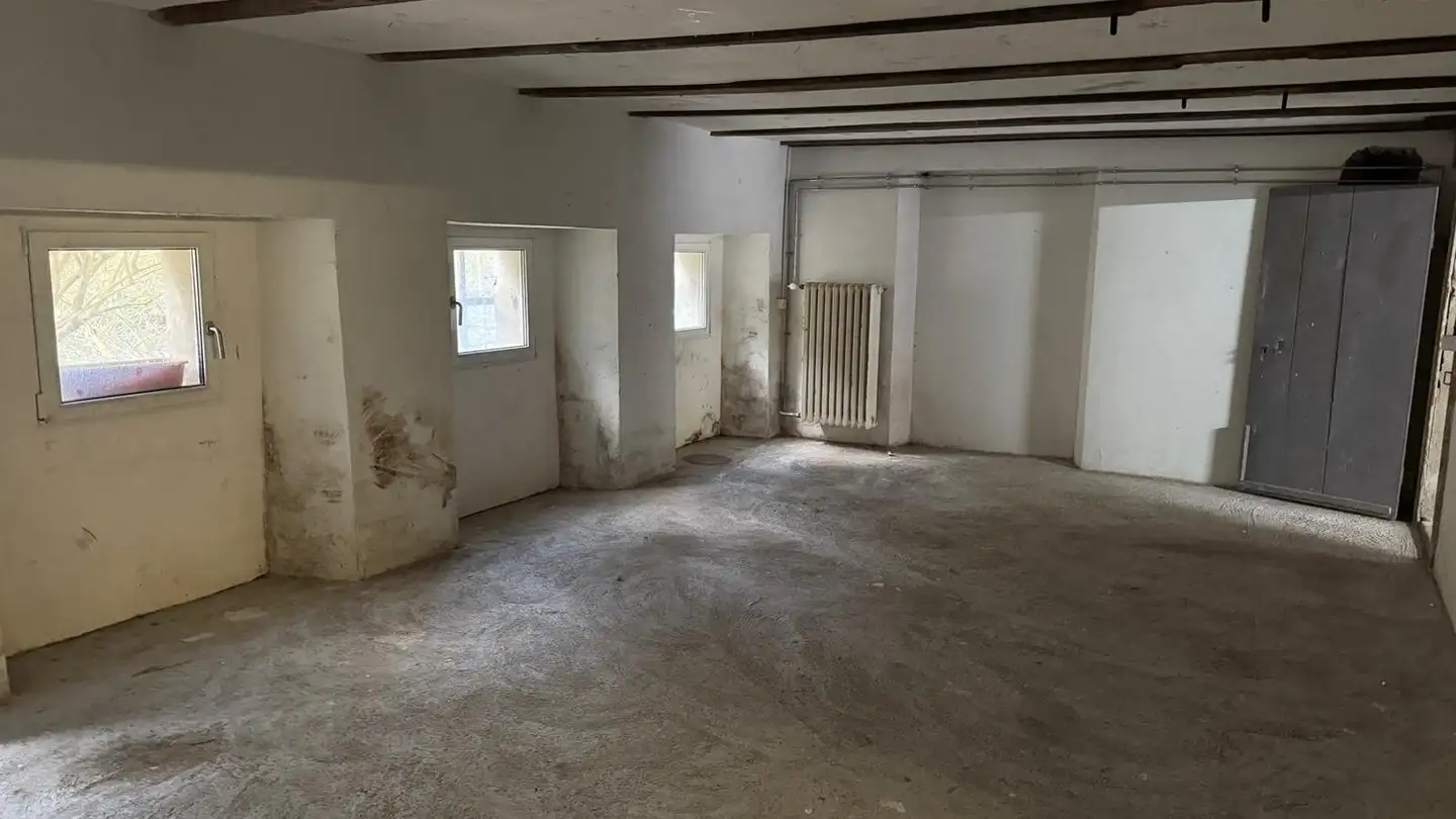 Atelier à louer - Rue Du Canal 14, 2535 Frinvillier