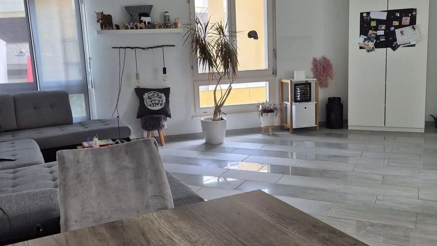 Wohnung mieten - Zugerstrasse 16, 8820 Wädenswil