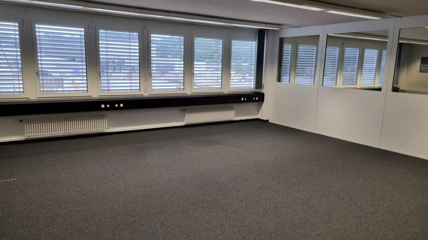 Spazio ufficio in affitto - Freiburgstrasse 596, 3172 Niederwangen b. Bern - Photo 4