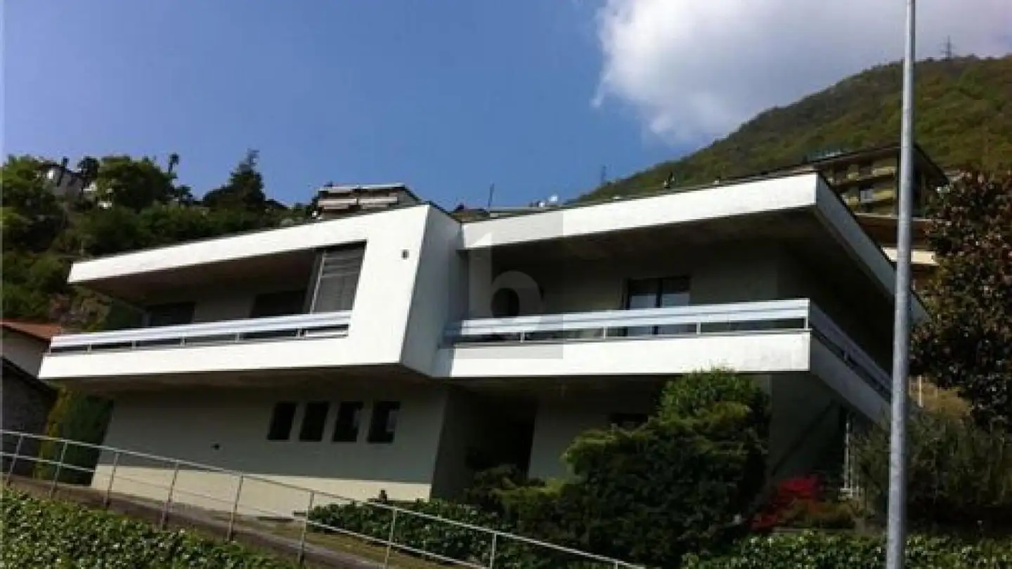 Casa grotta in vendita - 6595 Riazzino